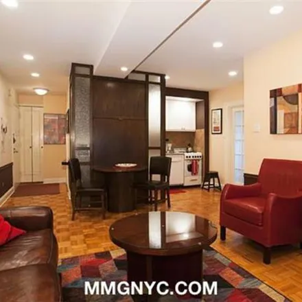 Image 6 - 458 West 49th Street, New York, NY 10019, USA - Apartment for rent