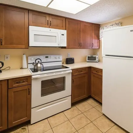 Rent this 2 bed apartment on Saint Augustine in FL, 32084