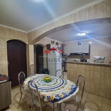 Buy this 5 bed house on Avenida Pacaembu 1500 in Jardim Paulista, Várzea Paulista - SP