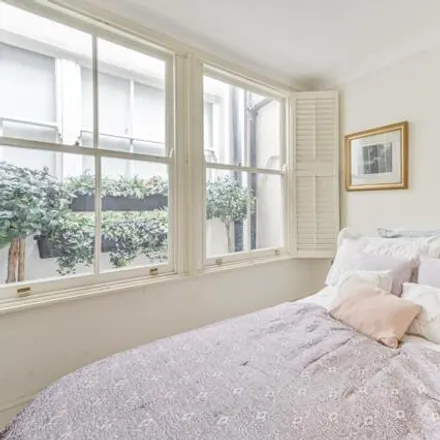 Buy this 2 bed apartment on 9 Southwell Gardens in London, SW7 4RH