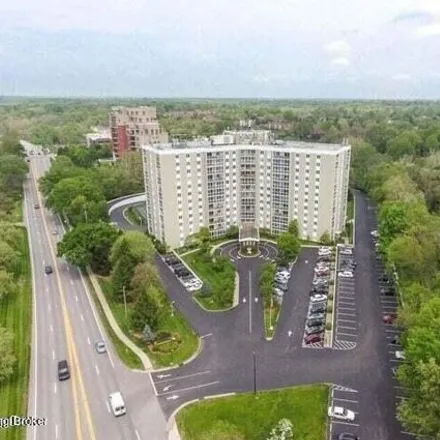 Image 4 - Glenview Condominiums, 5100 Seminary Woods Place, Manor Creek, Louisville, KY 40241, USA - Condo for sale