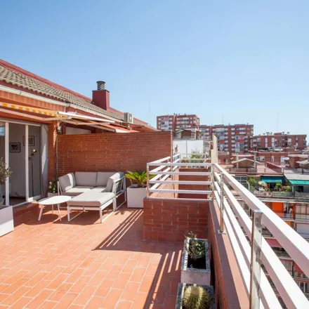 Rent this 2 bed apartment on Carrer de Santiago Ramón y Cajal in 13-15, 08902 l'Hospitalet de Llobregat