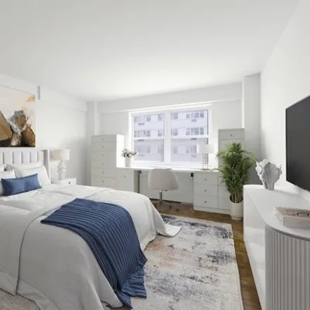 Image 6 - 104 West 13th Street, New York, NY 10011, USA - Apartment for sale