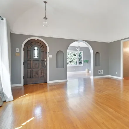 Image 2 - 3734 Wasatch Avenue, Los Angeles, CA 90066, USA - House for rent
