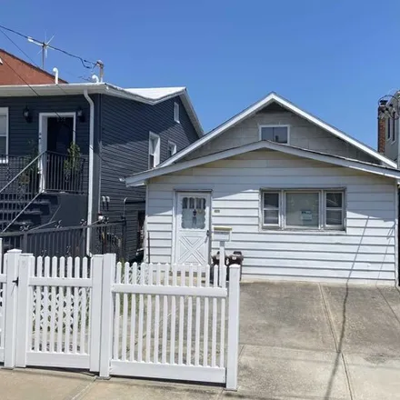 Buy this 3 bed house on 556 Ellsworth Ave in New York, 10465