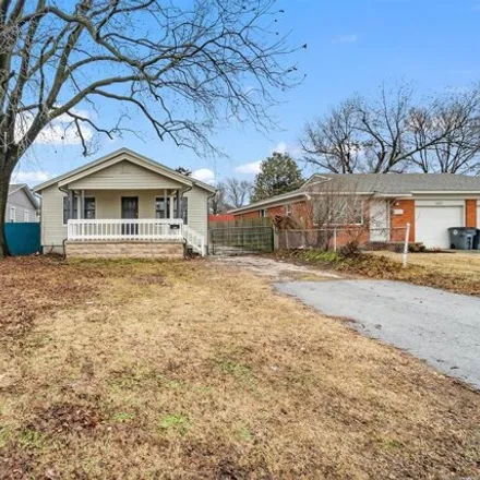 Buy this 3 bed house on QuikTrip in West Cameron Street, Tulsa