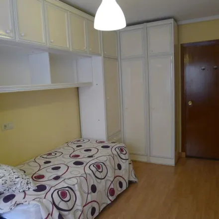 Rent this 1 bed apartment on Galatea interiorismo in Calle Rodríguez Fabrés, 37005 Salamanca