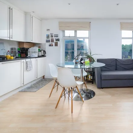 Rent this 1 bed apartment on Essex Road in Angel, London