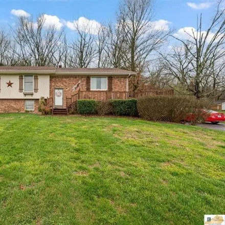 Buy this 4 bed house on 500 Windy Hill Road in Hart County, KY 42749