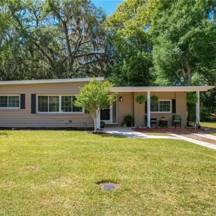 Buy this 4 bed house on 1840 Paloma Avenue in Sanlanta, Sanford