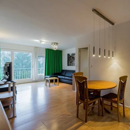 Image 3 - Giraffe-Hochhaus, Klopstockstraße 2, 10557 Berlin, Germany - Apartment for rent