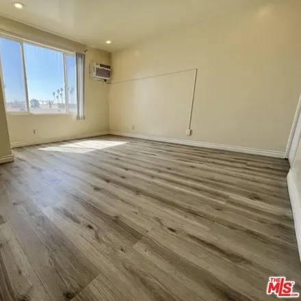 Rent this studio apartment on 949 South Westmoreland Avenue in Los Angeles, CA 90006