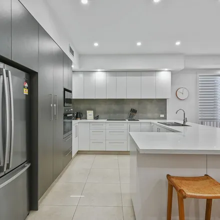 Image 8 - Giles Street, Chifley NSW 2036, Australia - Apartment for rent