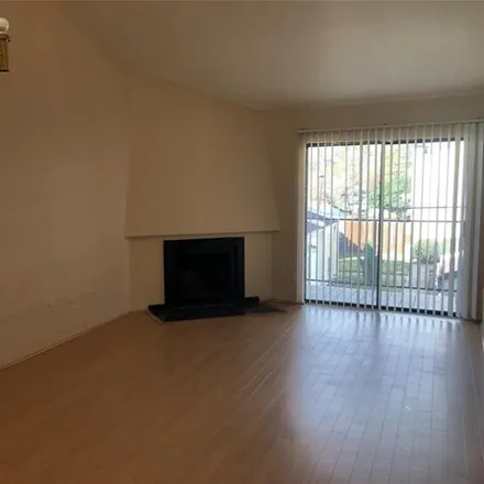 Rent this 1 bed condo on Boddhi Buddhist Temple in Westpark Drive, Houston