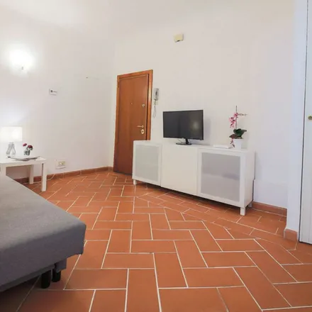 Image 4 - Via San Zanobi, 37 R, 50129 Florence FI, Italy - Apartment for rent