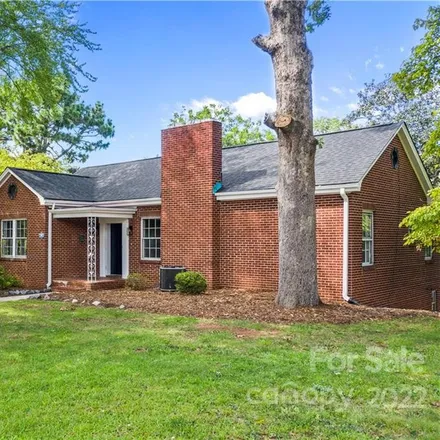 Image 1 - 844 Lincolnton Road, Eaman Park, Salisbury, NC 28144, USA - House for sale