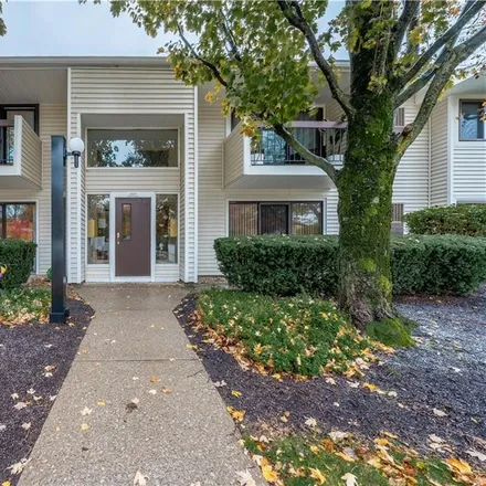 Buy this 2 bed condo on 2918 North Bay Drive in Westlake, OH 44145