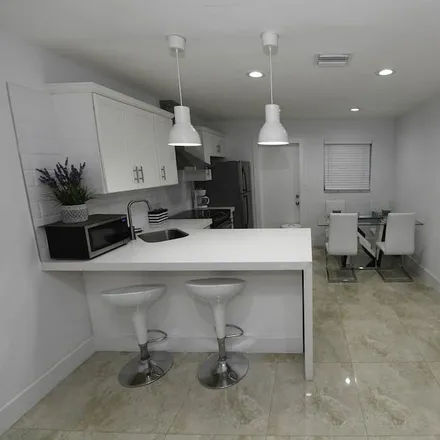 Image 6 - Hollywood, FL - House for rent