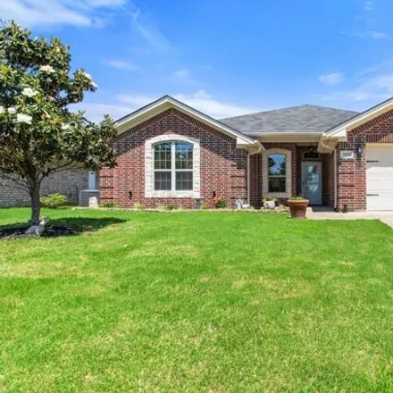 Buy this 3 bed house on 5830 Thompson Place in Tyler, TX 75707