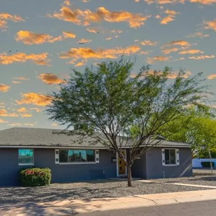 Buy this 3 bed house on 2102 West Roma Avenue in Phoenix, AZ 85015