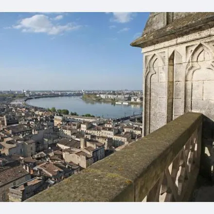 Rent this 2 bed apartment on Bordeaux in Gironde, France