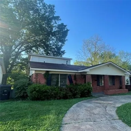 Buy this 3 bed house on 627 Rainbow Drive in Shreveport, LA 71106