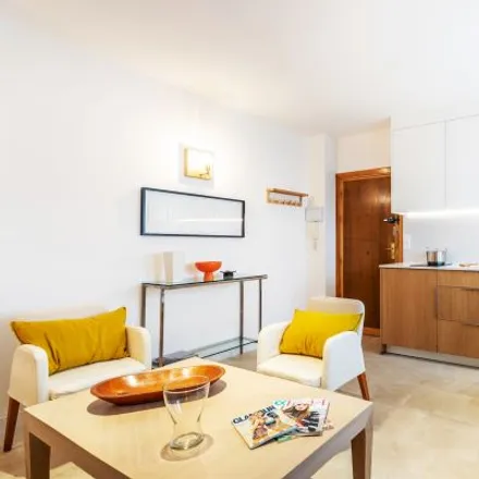 Image 3 - Calle Don Remondo, 1, 41004 Seville, Spain - Apartment for rent