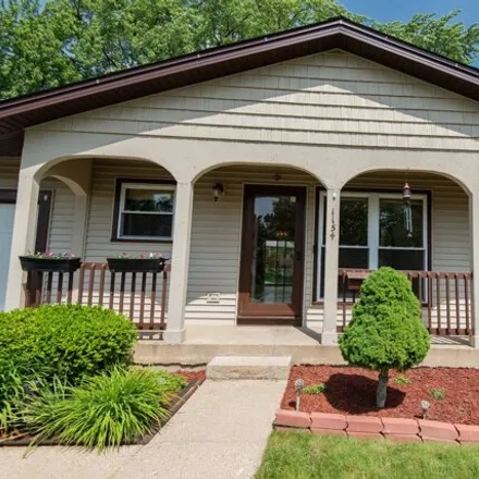 Rent this 3 bed house on 1178 Grissom Trail in Elk Grove Village, IL 60007