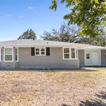 Buy this 4 bed house on 1019 West 19th Street in Clifton, TX 76634