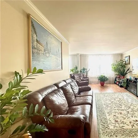 Image 6 - Nostrand Avenue, New York, NY 11235, USA - Apartment for sale