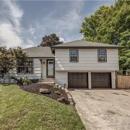 Buy this 3 bed house on 5624 Locust Ave in Kansas City, Kansas