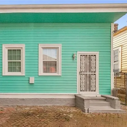 Buy this 5 bed house on 921 Louisa Street in Bywater, New Orleans