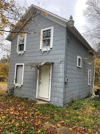 Buy this studio house on Crystal Lake Road in Bath Township, OH 44333