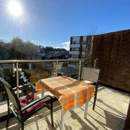 Image 8 - Colwyn Court, Torquay, TQ1 2QT, United Kingdom - Townhouse for sale