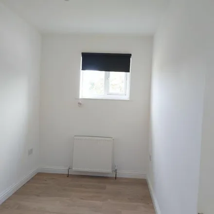 Rent this 1 bed apartment on 333 Cowley Road in Oxford, OX4 2BP