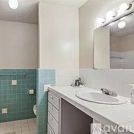 Image 4 - 5874 Canal Boulevard, Unit 5874 Canal Blvd - Apartment for rent