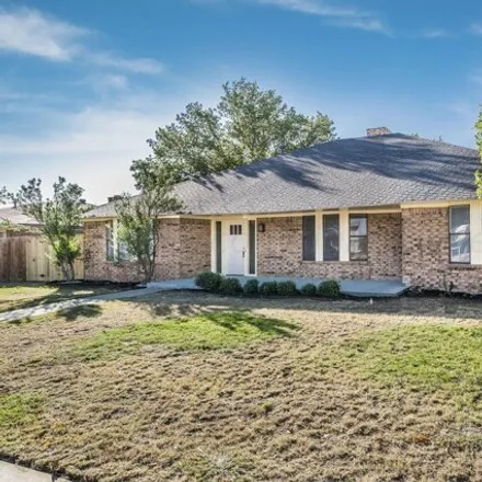 Buy this 4 bed house on 8027 Simpson Dr in Amarillo, Texas