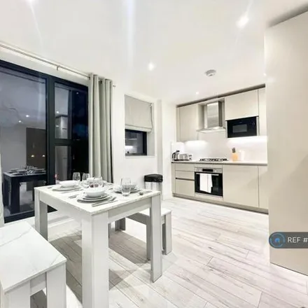 Rent this 3 bed apartment on Queens Walk in London, NW9 8ES
