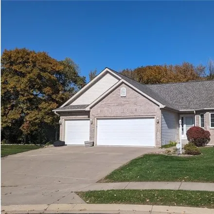 Buy this 3 bed house on 4615 Nordic Drive in Grand View Mobile Park, Red Wing