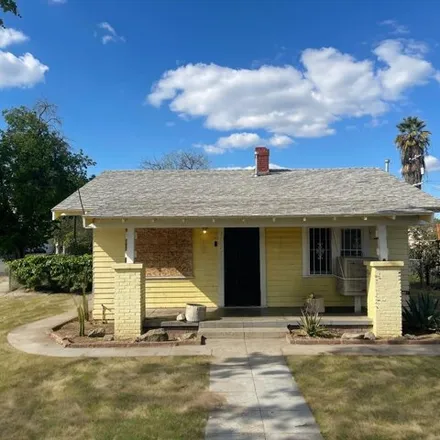 Buy this 2 bed house on 1373 South Parallel Avenue in Fresno, CA 93702