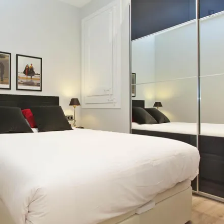 Rent this 1 bed apartment on Carrer de Sagués in 16, 08001 Barcelona
