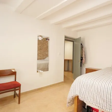 Image 2 - Carrer de la Cera, 37, 08001 Barcelona, Spain - Room for rent