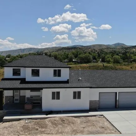 Buy this 5 bed house on Champlaine Street in Pocatello, ID 83204