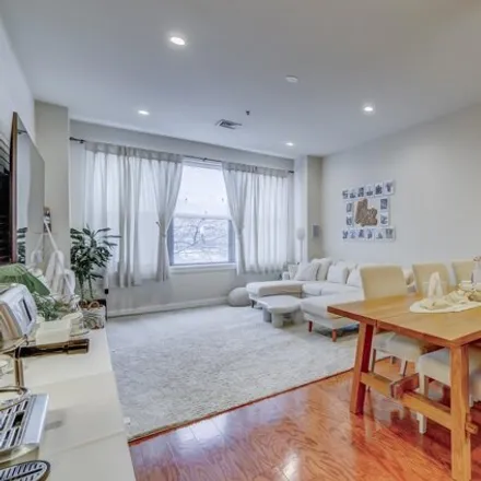 Image 3 - 99 Pollock Avenue, West Bergen, Jersey City, NJ 07305, USA - Condo for sale