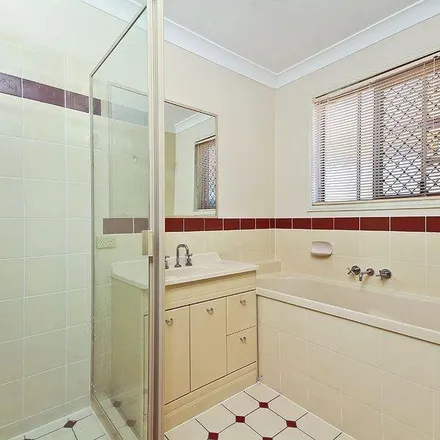 Image 4 - 2 Blenheim Close, Forest Lake QLD 4078, Australia - Apartment for rent
