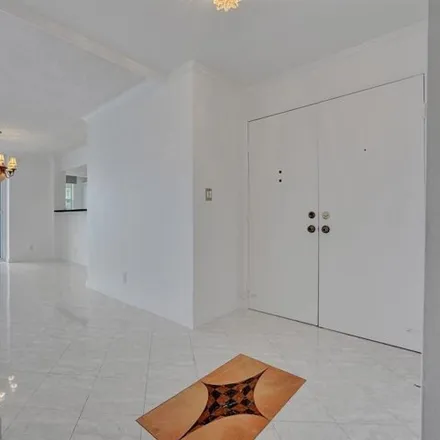 Image 5 - North Ocean Drive, Fort Lauderdale, FL 33308, USA - Condo for sale