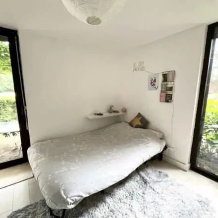 Rent this 6 bed apartment on 24 Rue des Reçus in 59491 Villeneuve-d'Ascq, France
