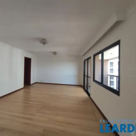 Rent this 3 bed apartment on Rua Presidente Antônio Cândido in Alto da Lapa, São Paulo - SP