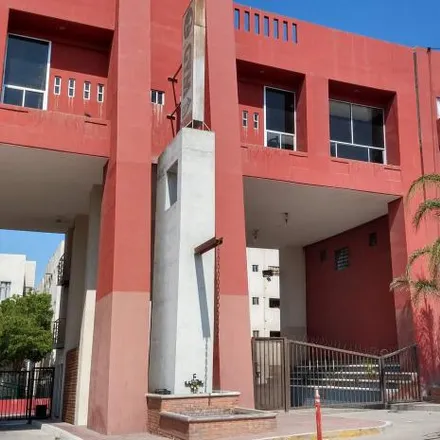 Rent this 2 bed apartment on Calle Oscar Baylón Chacón in El Dorado, 22205