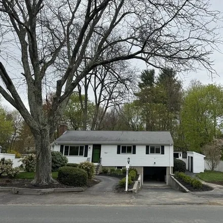 Rent this 3 bed house on 16 Summer Street in Bedford, MA 01730